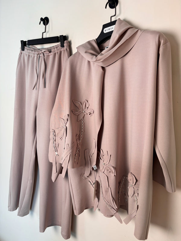 Dusty Rose Set