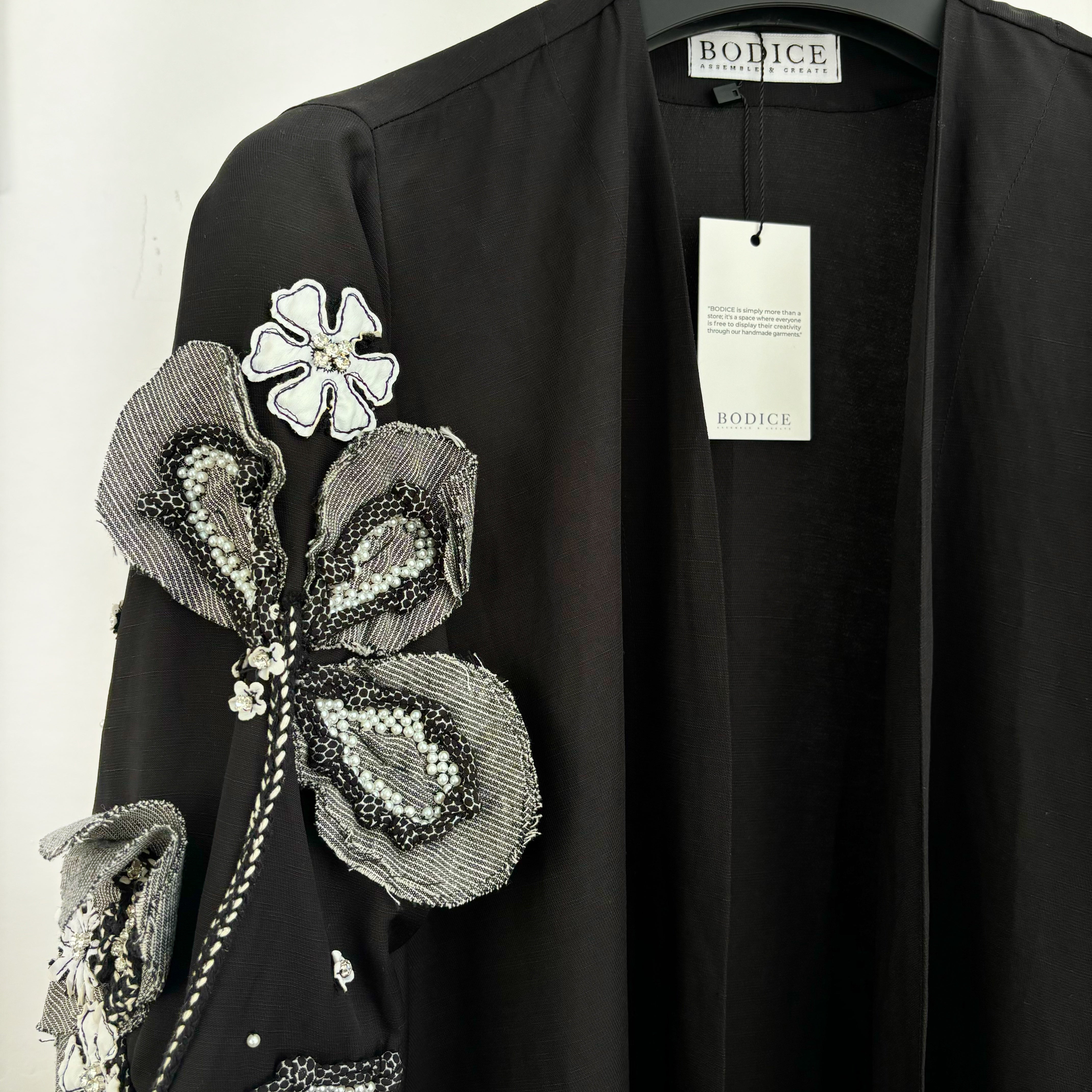 Big flowers Abaya