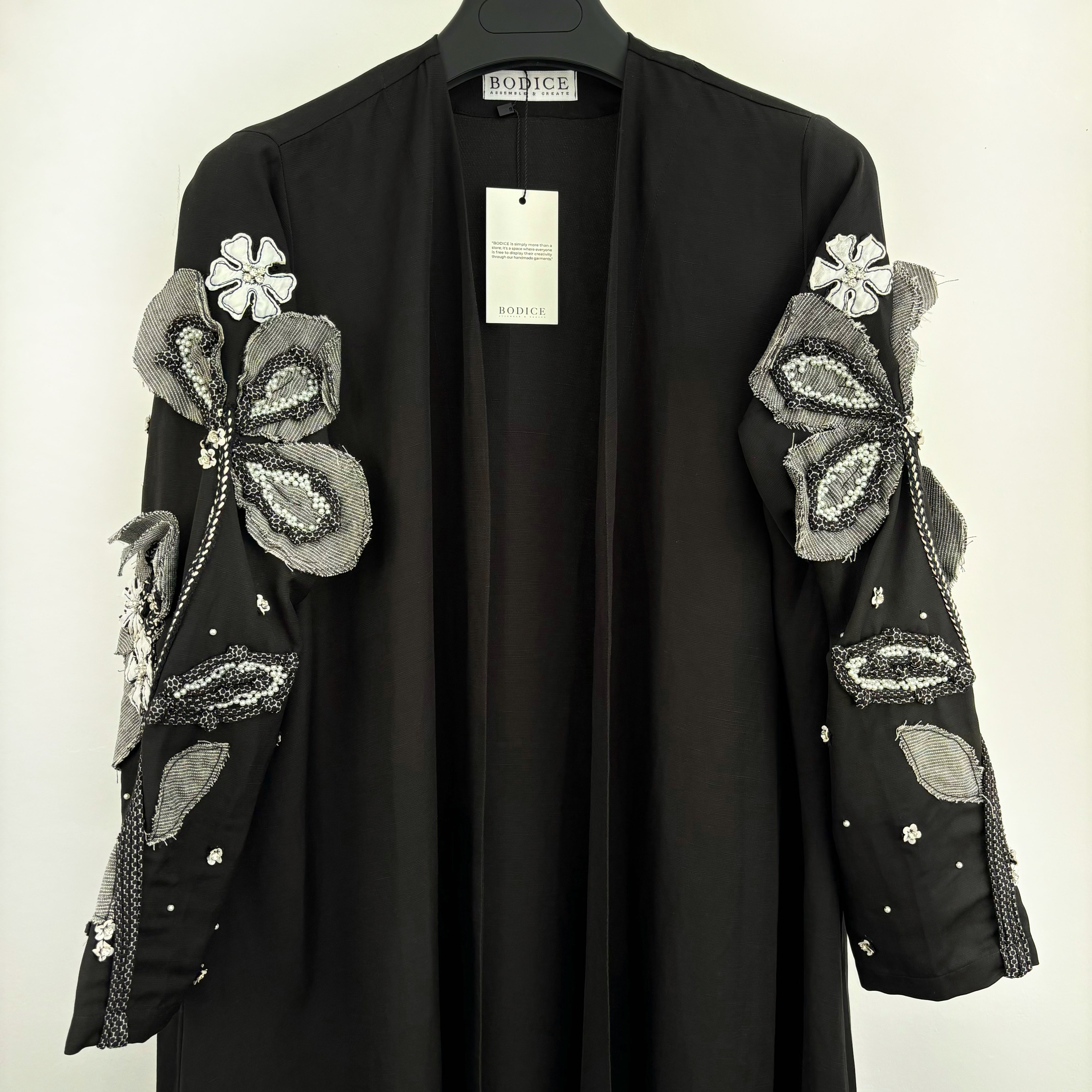 Big flowers Abaya